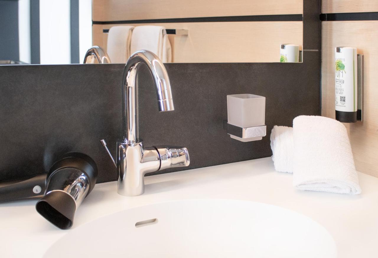 Rhe Hotel By Wmm Hotels Rheinau Eksteriør bilde